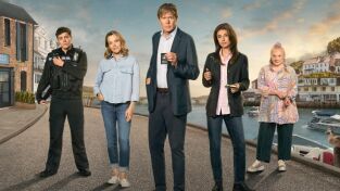 Beyond paradise. T(T3). Beyond paradise (T3): Ep.6 