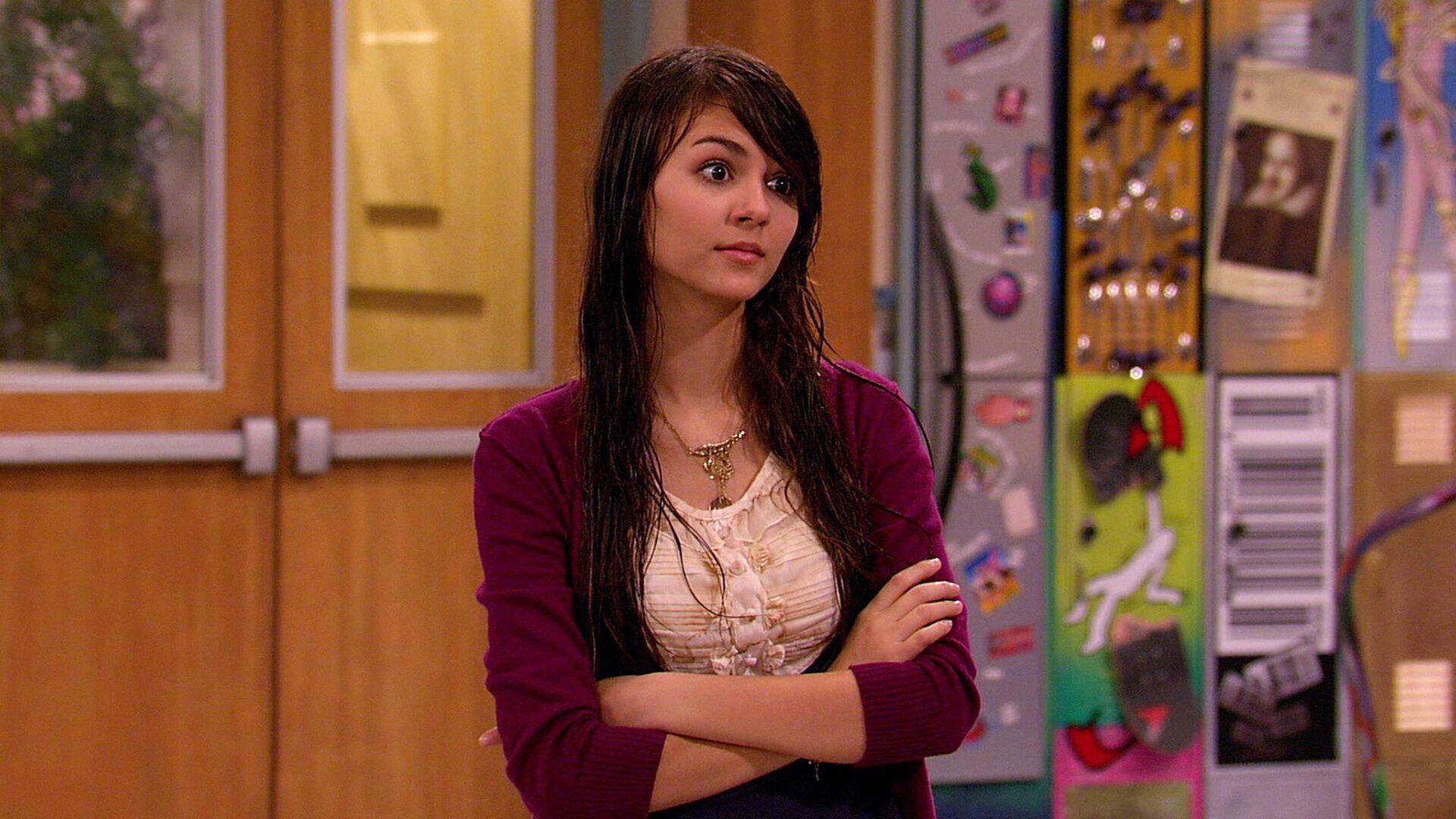 Victorious (T1): Ep.7 Robbie-Razzi
