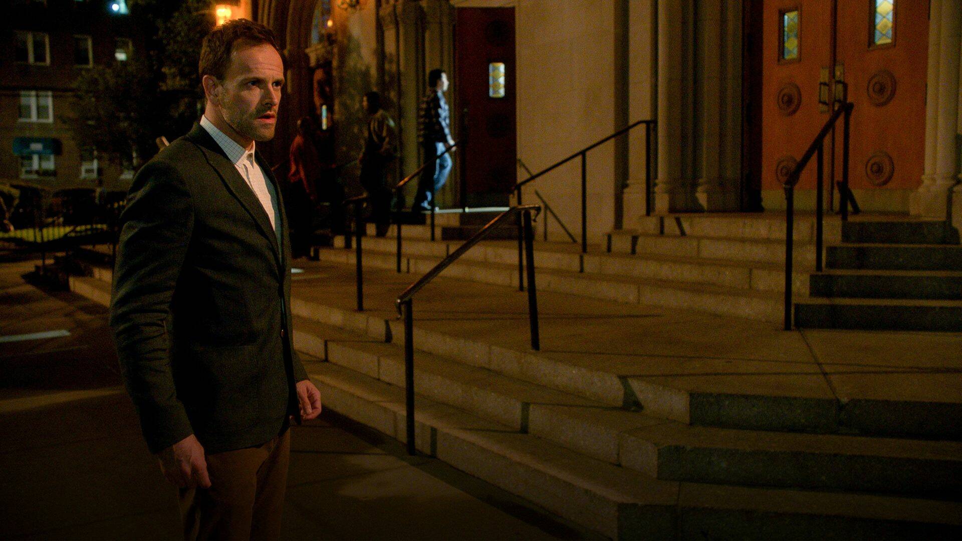 Elementary (T4): Ep.4 Todos mis exs viven en Essex
