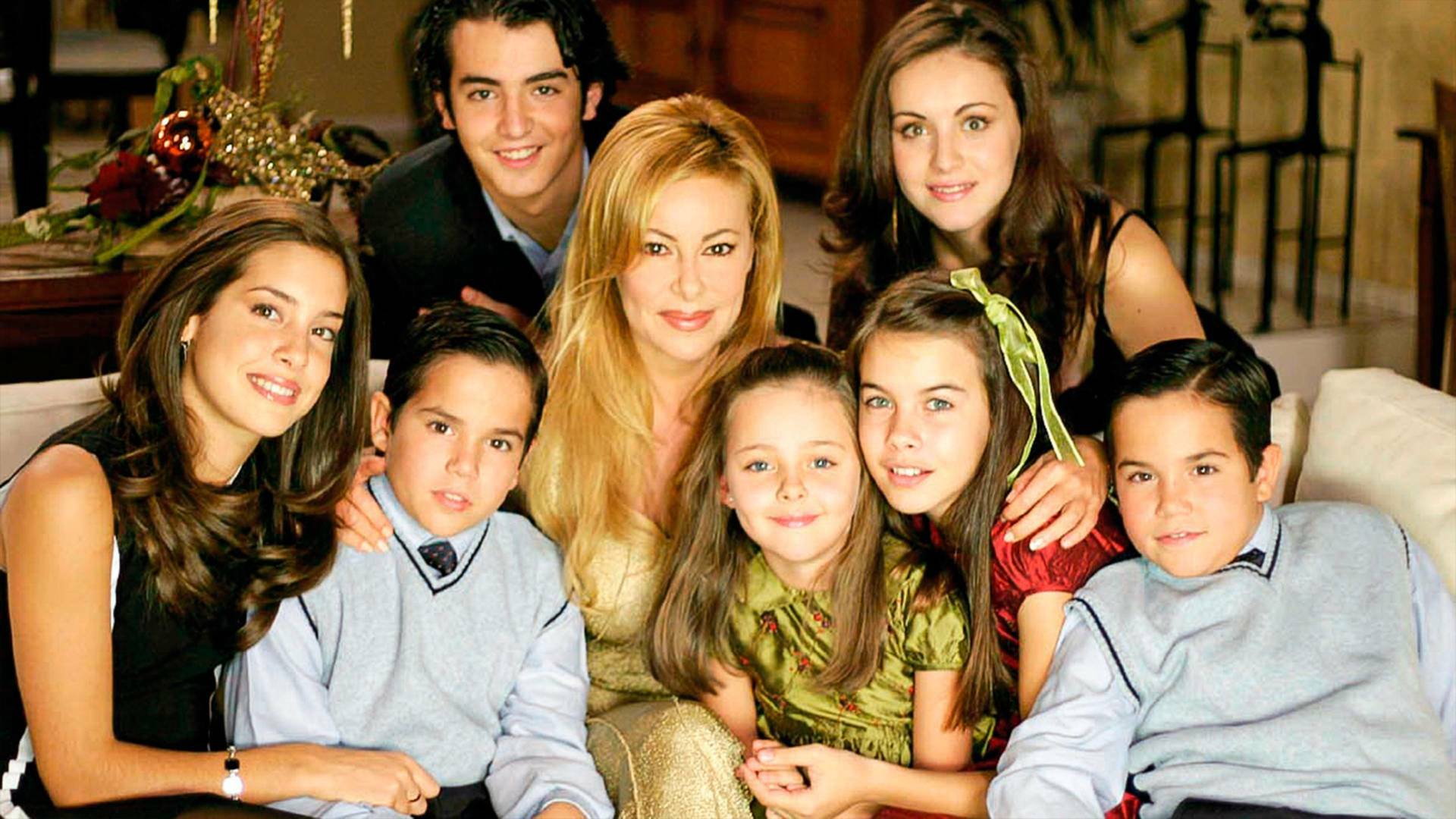 Ana y los 7 (T4)