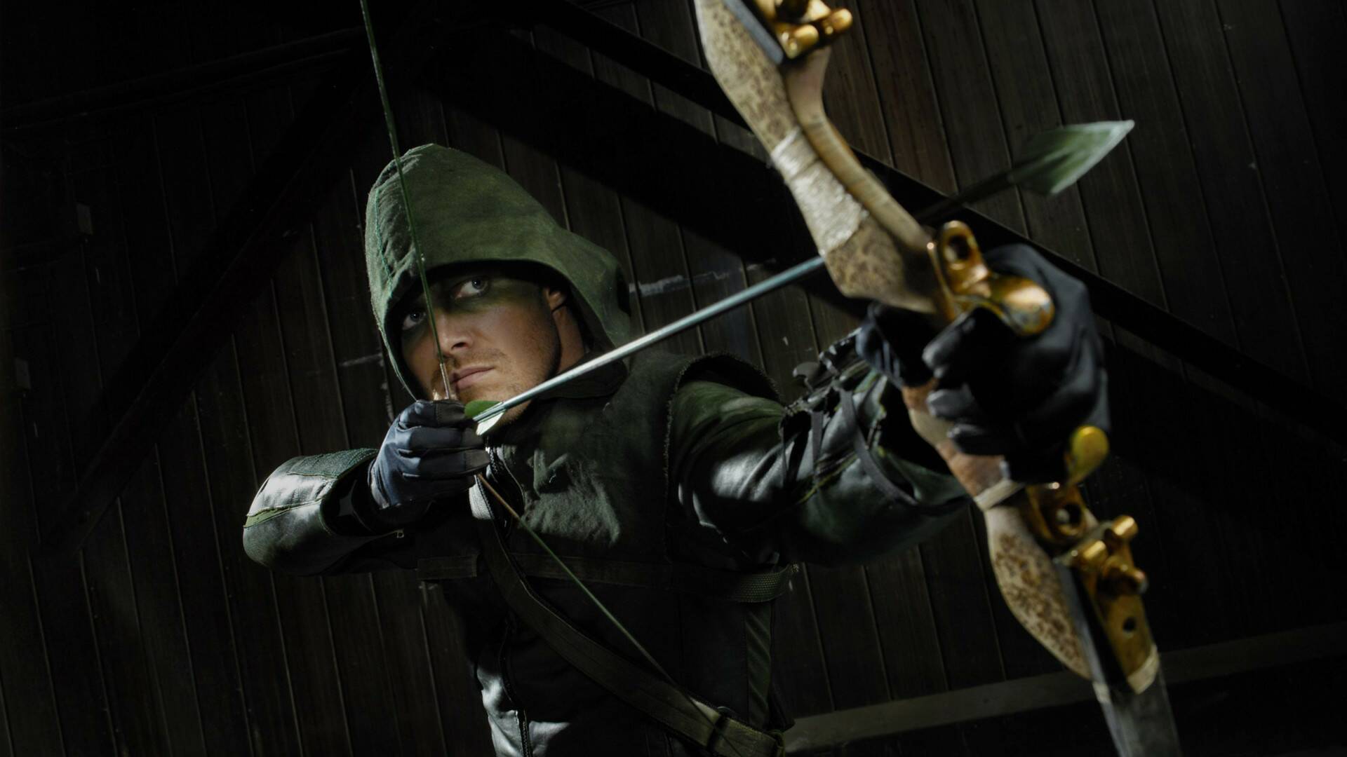 Arrow (T1): Ep.7 Musa del fuego