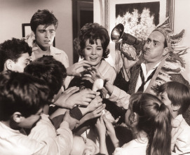 Imagen de La familia y uno más - 3