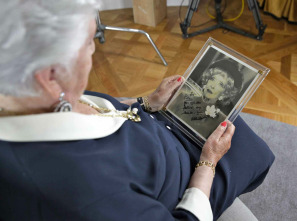 Imagen de El último adiós de Bette Davis - 5