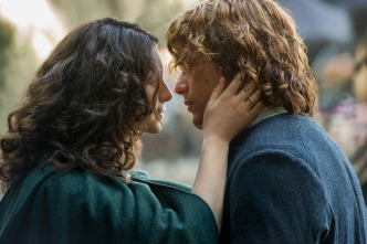 Imagen de Outlander (T2): Ep.1 A través de un cristal, oscuramente - 11