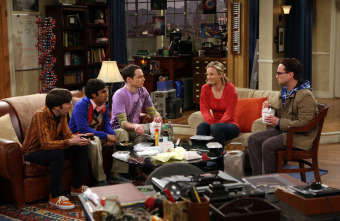 Imagen de The Big Bang Theory (T2): Ep.19 La yuxtaposicion de la prostituta muerta - 7