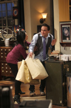Imagen de The Big Bang Theory (T4): Ep.18 La aproximación a la prestidigitación - 3