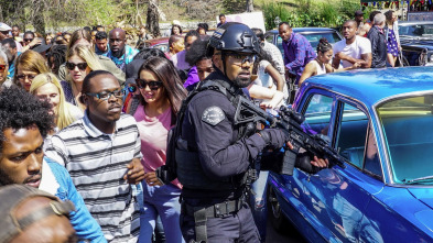 Imagen de S.W.A.T.: Los... (T1): Ep.22 Engaño - 1