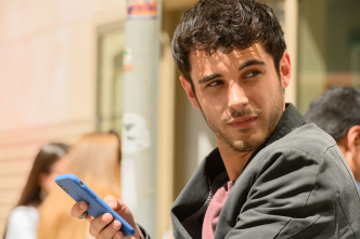 Imagen de Merlí. Sapere aude (T1): Ep.3 El cardumen - 2