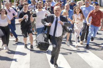 Imagen de Vergüenza (T3): Ep.6 Inmolación - 1