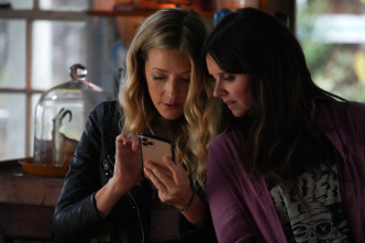 Imagen de Moonshine (T1): Ep.8 Hasta luego, adiós, te quedas - 5