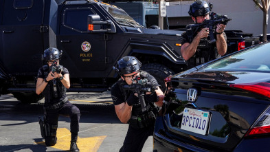 Imagen de S.W.A.T.: Los... (T5): Ep.4 Centinela - 2