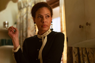 Imagen de Yellowjackets (T1): Ep.6 Santos - 6