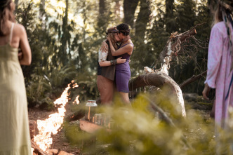 Imagen de Yellowjackets (T1): Ep.9 Fiesta de la muerte - 13