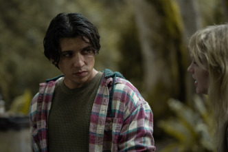 Imagen de Yellowjackets (T1): Ep.10 Sic transit gloria mundi - 11