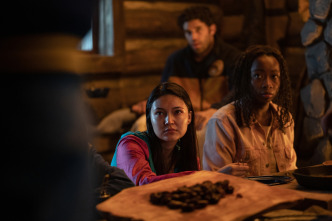 Imagen de Yellowjackets (T1): Ep.10 Sic transit gloria mundi - 13