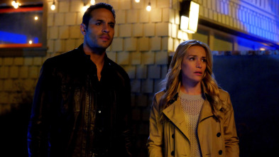 Imagen de Notorious (T1): Ep.8 El libro del mal - 2