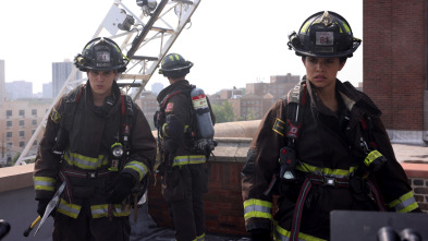 Imagen de Chicago Fire (T10): Ep.1 Mayday - 8