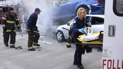 Imagen de Chicago Fire (T10): Ep.5 Doscientos - 6