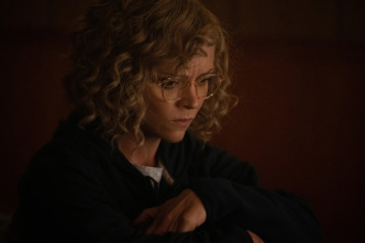 Imagen de Yellowjackets (T2): Ep.1 Amigos, romanos, compatriotas - 11