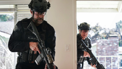 Imagen de S.W.A.T.:  Los... (T6): Ep.16 Retroceso - 3