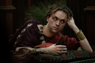 Imagen de Domina (T2): Ep.1 Conspiración - 11