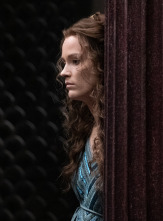 Imagen de Domina (T2): Ep.3 Traición - 1