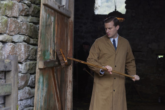 Imagen de Todas las... (T4): Ep.4 Siguiendo el manual - 11
