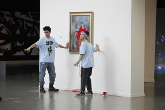 Imagen de Bellas artes (T1): Ep.5 Artistas en residencia - 12
