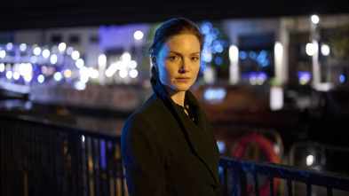 Imagen de (LSE) - The Capture (T2): Ep.5 (LSE) - Síndrome del impostor - 2