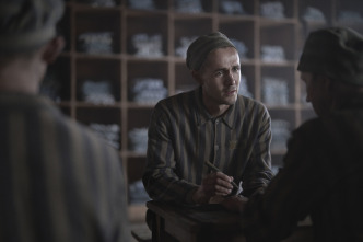 Imagen de El tatuador de... (T1): Ep.1  - 12