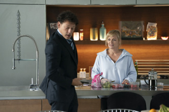 Imagen de Ambición y mentiras (T1): Ep.5  - 7