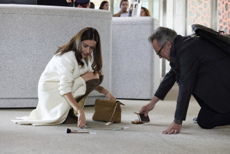 Imagen de Bellas artes (T2): Ep.2 Fundraiser - 8