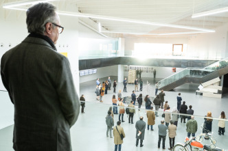 Imagen de Bellas artes (T2): Ep.5 La Performance - 1