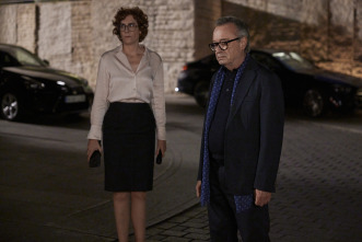 Imagen de Bellas artes (T2): Ep.6 La distinción - 9