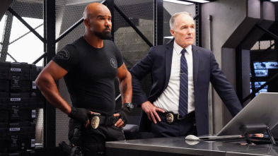 Imagen de S.W.A.T.:  Los... (T8): Ep.5 Interés humano - 2