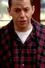 Imagen de Two and a Half Men (T9): Ep.4 Nueve dedos mágicos - 1