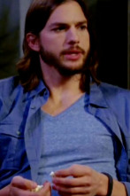 Imagen de Two and a Half Men (T9): Ep.11 Una encantadora pista de aterrizaje - 1