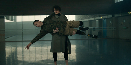 Imagen de Front row: ballet en tiempos de guerra - 12