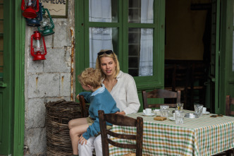 Imagen de So Long, Marianne (T1): Ep.6 Regreso a Hydra - 6