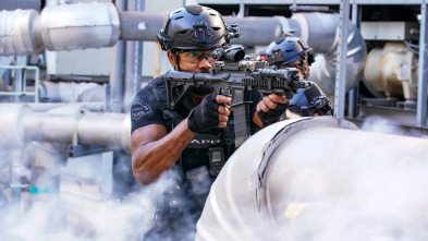 Imagen de S.W.A.T.:  Los... (T8): Ep.8 Antes de que haga bum - 2