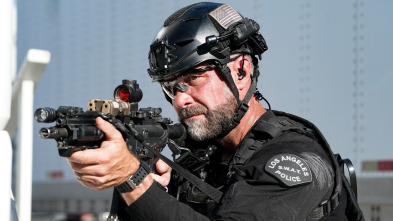 Imagen de S.W.A.T.:  Los... (T8): Ep.10 Los Altos - 3