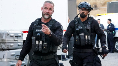 Imagen de S.W.A.T.:  Los... (T8): Ep.10 Los Altos - 4