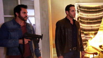 Imagen de Notorious (T1): Ep.10 Secuestrada - 6