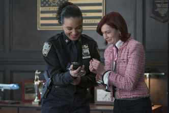 Imagen de Elsbeth (T2): Ep.15 Veo... asesinato - 5