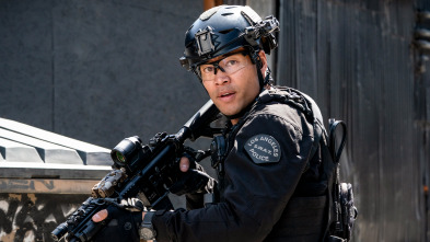 Imagen de S.W.A.T.:  Los... (T8): Ep.21 Lealtad incondicional - 1