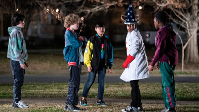 Imagen de Cobra Kai (T4): Ep.2 Primero aprender sostener - 5