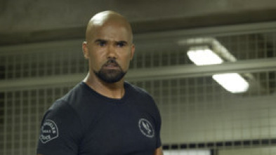 Imagen de S.W.A.T.: Los... (T2): Ep.1 La ciudad tiembla - 8