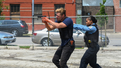 Imagen de Chicago P.D. (T12): Ep.6 Peones - 4