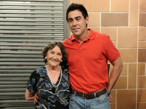 Imagen de La que se avecina (T5): Ep.62 Una mula, un hombre llamado fracaso y una anciana devorada por las gallinas - 1